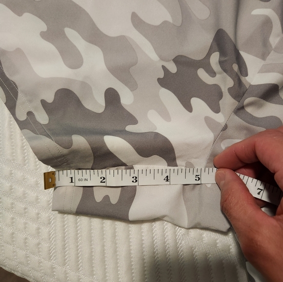 Gymshark medium shorts - Picture 4 of 4